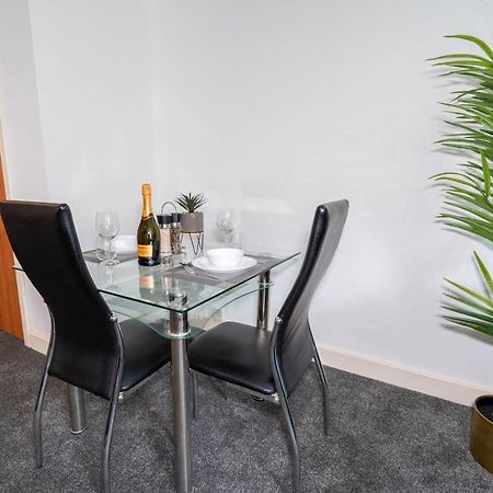ברמינגהאם Studio Apartment - City Centre - Broad Street - Brindley Place - Wifi - Netflix - Smart Tv מראה חיצוני תמונה