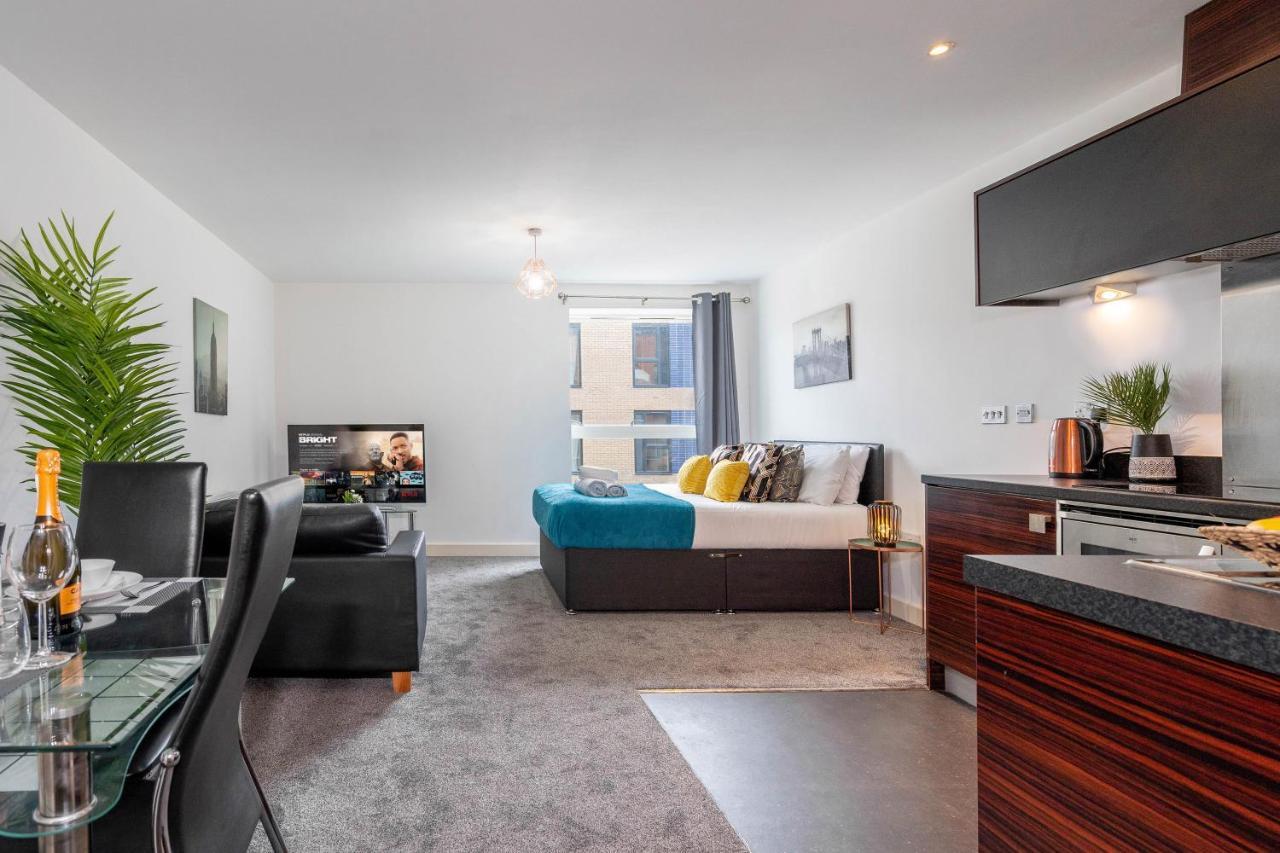 ברמינגהאם Studio Apartment - City Centre - Broad Street - Brindley Place - Wifi - Netflix - Smart Tv מראה חיצוני תמונה