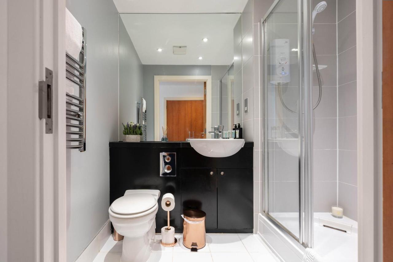 ברמינגהאם Studio Apartment - City Centre - Broad Street - Brindley Place - Wifi - Netflix - Smart Tv מראה חיצוני תמונה